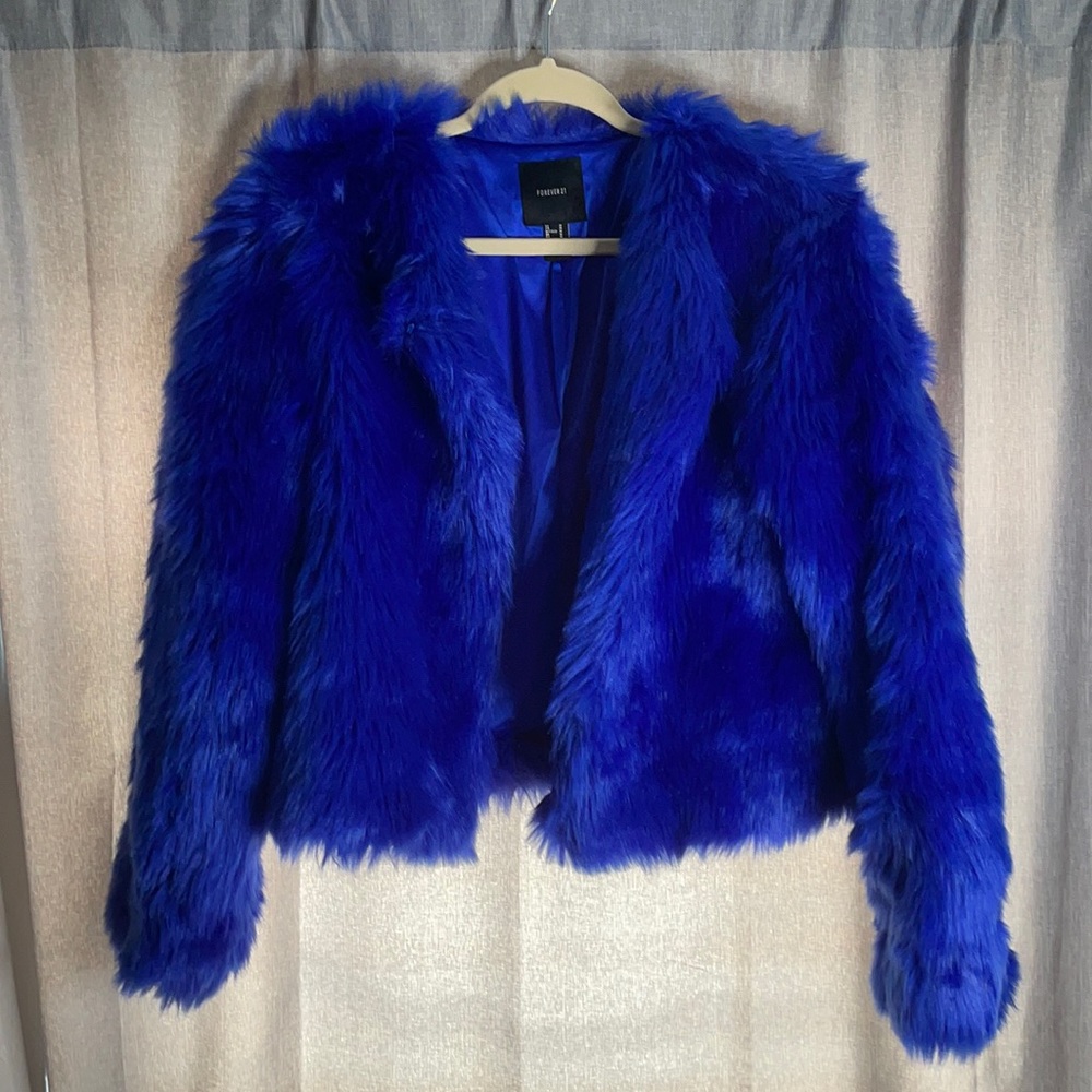 Forever 21 Faux Leather M Crop Jacket